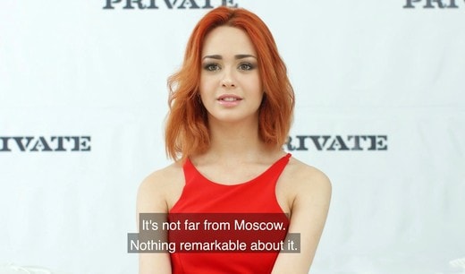 Рыжая русская красотка пришла на кастинг в порн.